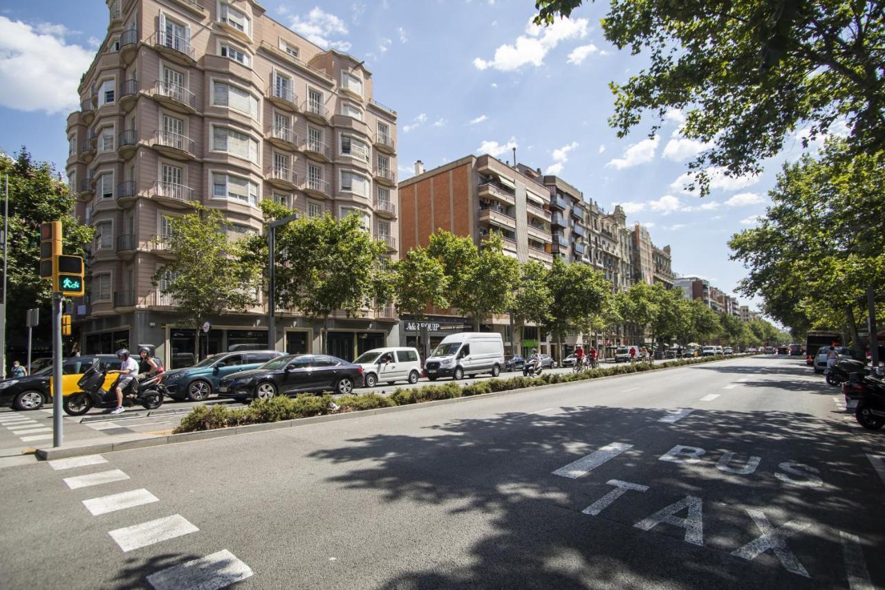 32Par1009 - Big And Spacious Apartment Downtown Barcelona Exterior photo